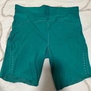 Lululemon SenseKnit Running High-Rise Running Short 8” size 14